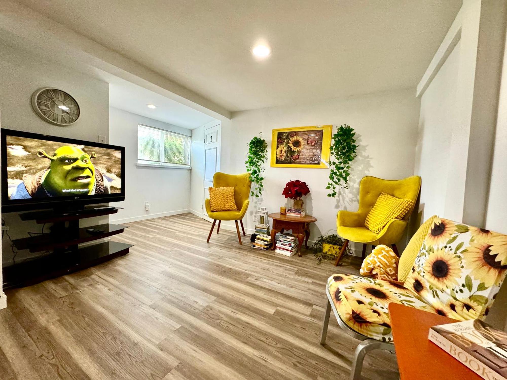Cozy Private Room With Shared Bathroom On The 1St Floor - Conveniently Located Near Seatac Airport And Downtown Seattle Exterior photo