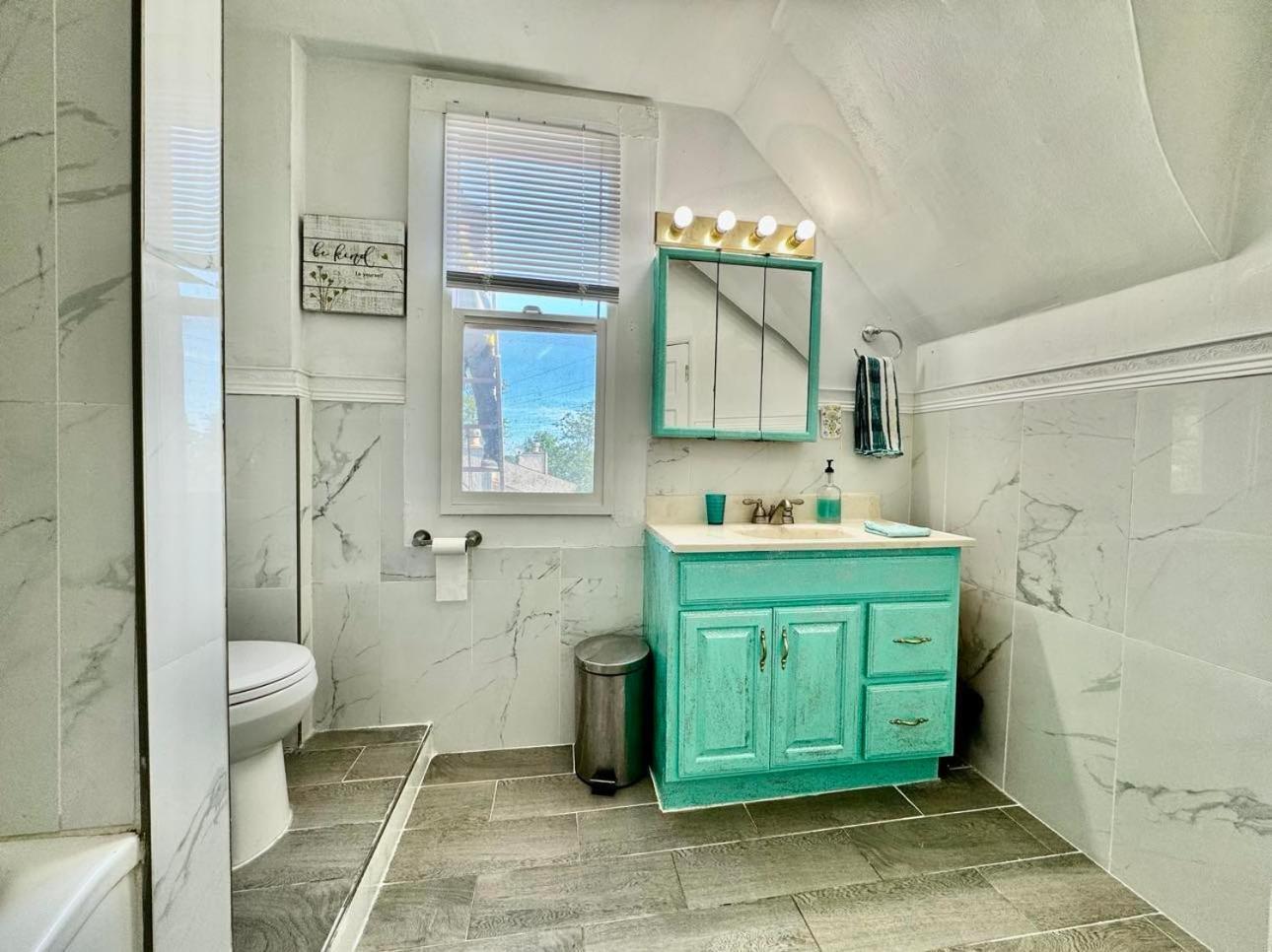 Cozy Private Room With Shared Bathroom On The 1St Floor - Conveniently Located Near Seatac Airport And Downtown Seattle Exterior photo