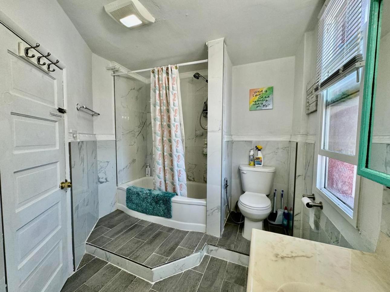 Cozy Private Room With Shared Bathroom On The 1St Floor - Conveniently Located Near Seatac Airport And Downtown Seattle Exterior photo